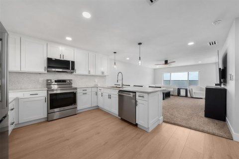 Copropriété à vendre à Longboat Key, Floride: 2 chambres, 121.89 m2 № 2341559 - photo 4