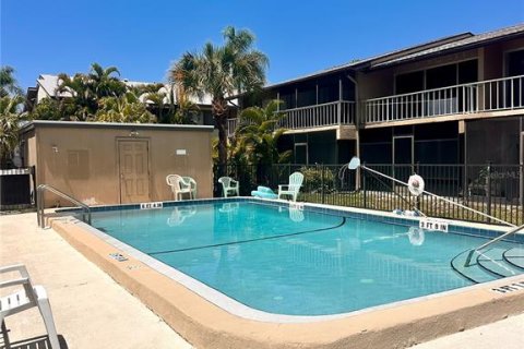 Condominio en venta en Sarasota, Florida, 2 dormitorios, 82.5 m2 № 2207549 - foto 13