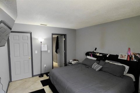 Condominio en venta en Sarasota, Florida, 2 dormitorios, 82.5 m2 № 2207549 - foto 11