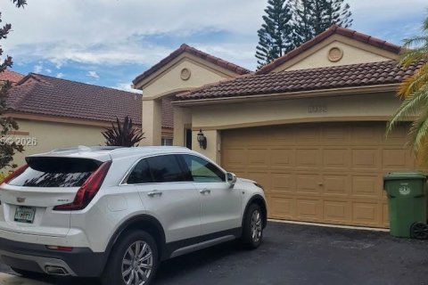 House in Weston, Florida 3 bedrooms, 174.01 sq.m. № 2189495 - photo 15