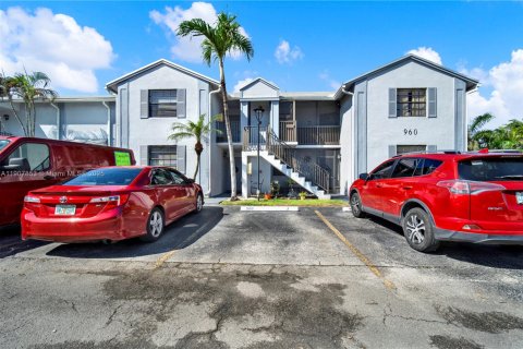 Купить кондоминиум в Хомстед, Флорида 2 спальни, 80.17м2, № 1965724 - фото 18