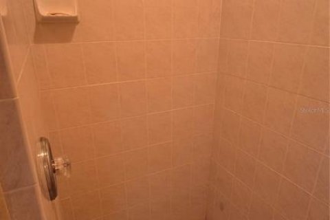 Townhouse in Tierra Verde, Florida 3 bedrooms, 198.81 sq.m. № 2166993 - photo 19