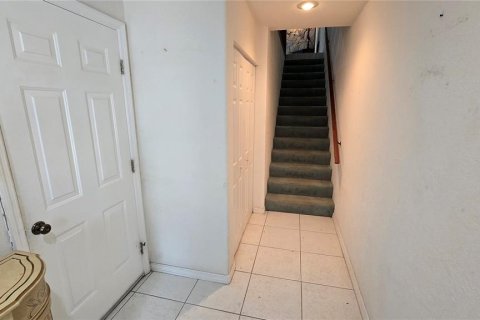 Townhouse in Tierra Verde, Florida 3 bedrooms, 198.81 sq.m. № 2166993 - photo 4