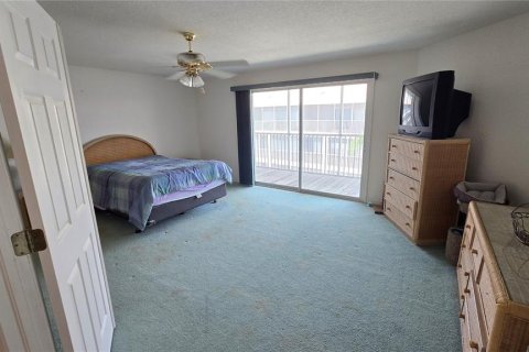 Townhouse in Tierra Verde, Florida 3 bedrooms, 198.81 sq.m. № 2166993 - photo 25