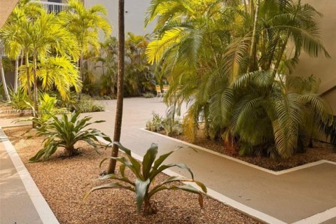 Copropriété à vendre à Miami, Floride: 1 chambre, 66.15 m2 № 1781616 - photo 15
