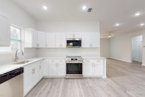 Villa ou maison à vendre à Vero Beach, Floride: 3 chambres, 123.1 m2 № 2085204 - photo 11