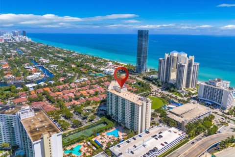 Copropriété à vendre à Sunny Isles Beach, Floride: 1 chambre, 93.37 m2 № 2154290 - photo 24
