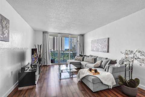 Copropriété à vendre à Sunny Isles Beach, Floride: 1 chambre, 93.37 m2 № 2154290 - photo 6