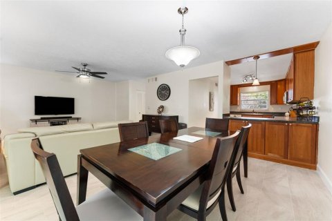 Adosado en venta en Dunedin, Florida, 3 dormitorios, 151.43 m2 № 1584645 - foto 9