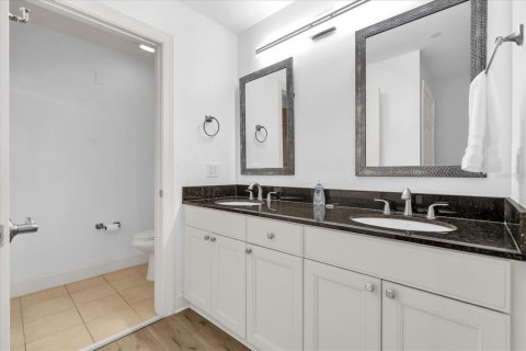 Condo in Four Corners, Florida, 3 bedrooms № 2155710 - photo 22