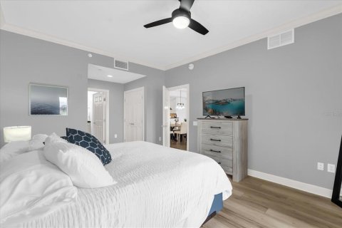 Condo in Four Corners, Florida, 3 bedrooms № 2155710 - photo 12
