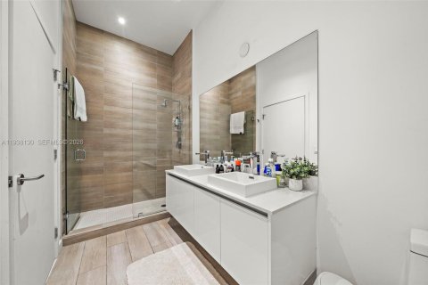 Copropriété à louer à Miami, Floride: 2 chambres, 89.37 m2 № 1996031 - photo 8