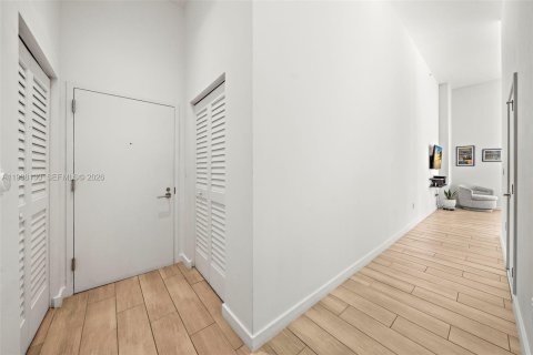 Copropriété à louer à Miami, Floride: 2 chambres, 89.37 m2 № 1996031 - photo 12