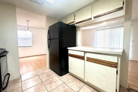 Condo in Oldsmar, Florida, 2 bedrooms  № 2222177 - photo 5
