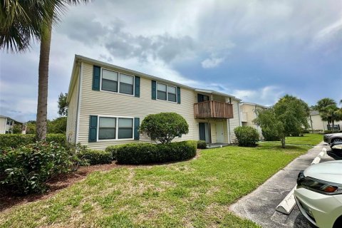 Condo à Oldsmar, Floride, 2 chambres № 2222177