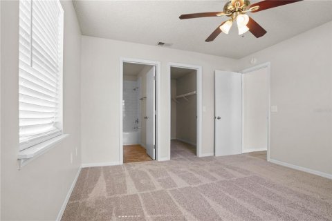 Villa ou maison à vendre à Deltona, Floride: 4 chambres, 163.42 m2 № 2305965 - photo 22