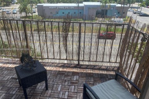 Condo in North Miami, Florida, 1 bedroom  № 2087273 - photo 18