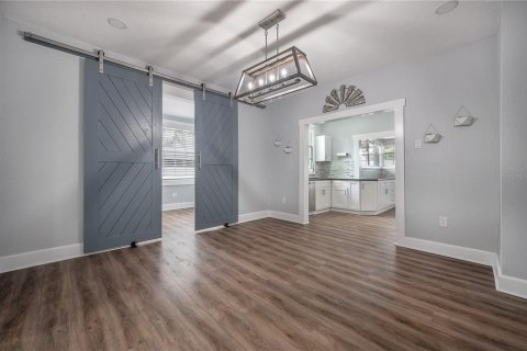 Casa en alquiler en Tampa, Florida, 4 dormitorios, 161 m2 № 1916364 - foto 26