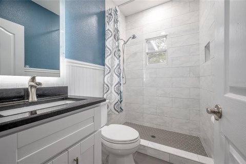Casa en alquiler en Tampa, Florida, 4 dormitorios, 161 m2 № 1916364 - foto 20