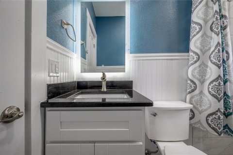 Casa en alquiler en Tampa, Florida, 4 dormitorios, 161 m2 № 1916364 - foto 22