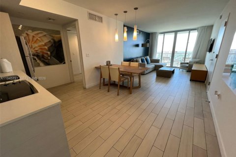 Condo in Hallandale Beach, Florida, 2 bedrooms  № 2263822 - photo 7