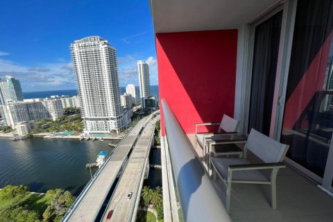 Condo in Hallandale Beach, Florida, 2 bedrooms  № 2263822 - photo 3
