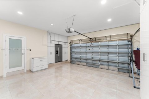 Casa en venta en Miami Lakes, Florida, 4 dormitorios, 251.02 m2 № 1490920 - foto 14