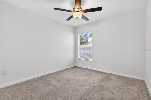 House in Zephyrhills, Florida 4 bedrooms, 180.14 sq.m. № 1787910 - photo 28