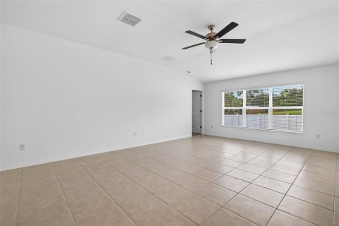 House in Zephyrhills, Florida 4 bedrooms, 180.14 sq.m. № 1787910 - photo 10