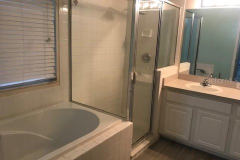 Villa ou maison à louer à Plant City, Floride: 3 chambres, 176.79 m2 № 2425443 - photo 8