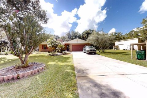 Casa en Crystal River, Florida 3 dormitorios, 214.7 m2 № 2385803