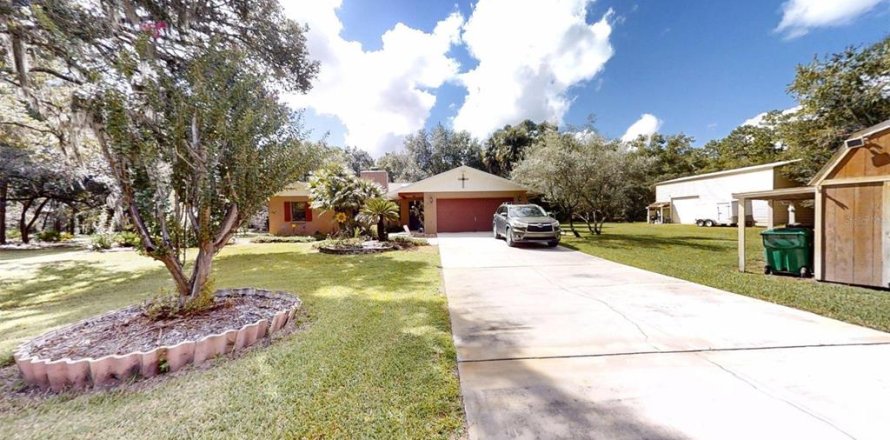 Casa en Crystal River, Florida 3 dormitorios, 214.7 m2 № 2385803