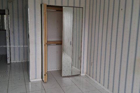 Copropriété à vendre à Pembroke Pines, Floride: 2 chambres № 1864790 - photo 23