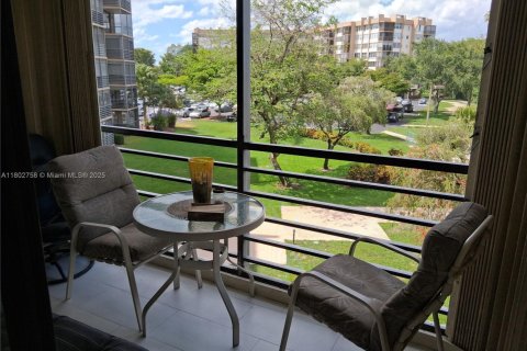 Copropriété à vendre à Pembroke Pines, Floride: 2 chambres № 1864790 - photo 29