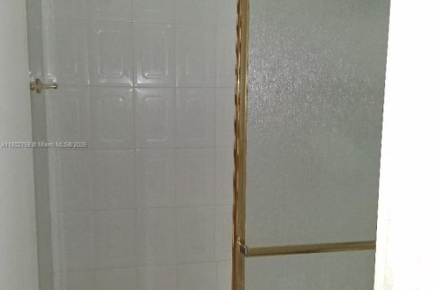 Copropriété à vendre à Pembroke Pines, Floride: 2 chambres № 1864790 - photo 26