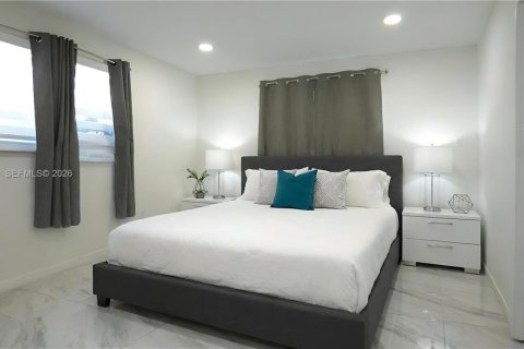 Снять в аренду виллу или дом в Майами, Флорида 3 спальни, 148.64м2, № 1998150 - фото 14