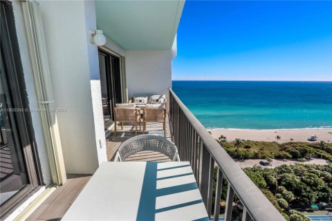 Condominio en venta en Hollywood, Florida, 2 dormitorios, 145.86 m2 № 1970265 - foto 23
