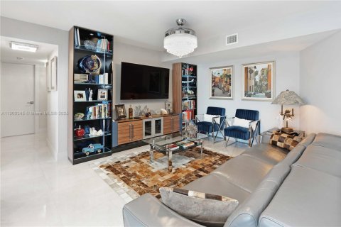 Condominio en venta en Hollywood, Florida, 2 dormitorios, 145.86 m2 № 1970265 - foto 5