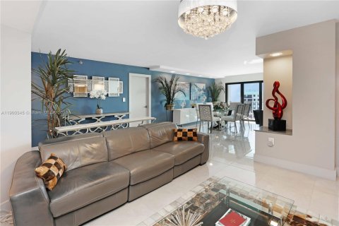 Condominio en venta en Hollywood, Florida, 2 dormitorios, 145.86 m2 № 1970265 - foto 7