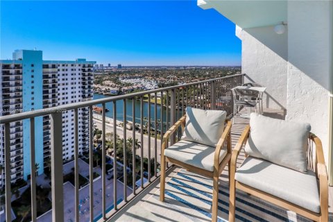 Condominio en venta en Hollywood, Florida, 2 dormitorios, 145.86 m2 № 1970265 - foto 25