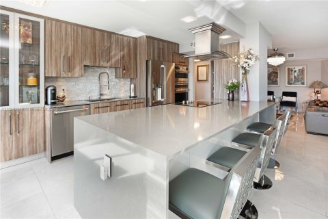 Condominio en venta en Hollywood, Florida, 2 dormitorios, 145.86 m2 № 1970265 - foto 12