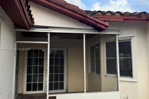 Villa ou maison à louer à Miami, Floride: 3 chambres, 154.87 m2 № 2062823 - photo 15