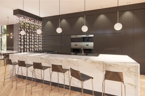 House in Miami Beach, Florida 4 bedrooms, 326.09 sq.m. № 2018633 - photo 5