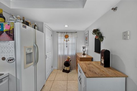 Купить кондоминиум в Помпано-Бич, Флорида 3 комнаты, 112.97м2, № 2177345 - фото 10