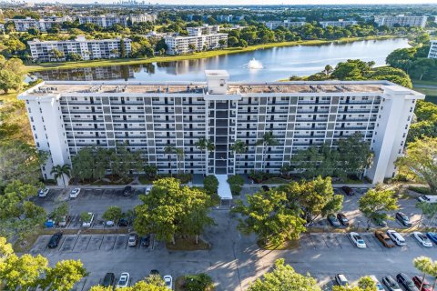 Купить кондоминиум в Помпано-Бич, Флорида 3 комнаты, 112.97м2, № 2177345 - фото 3