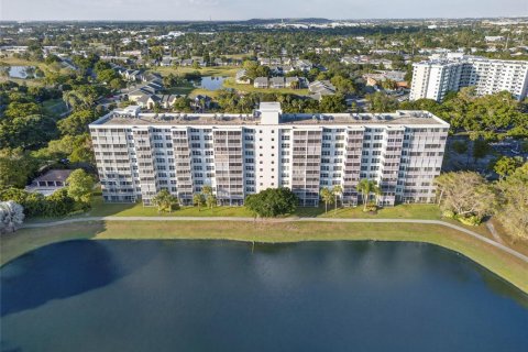 Купить кондоминиум в Помпано-Бич, Флорида 3 комнаты, 112.97м2, № 2177345 - фото 6