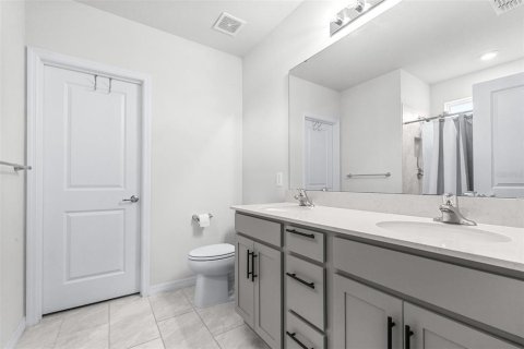 House in Winter Haven, Florida 3 bedrooms, 154.12 sq.m. № 1684678 - photo 14