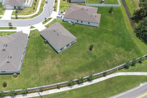 House in Winter Haven, Florida 3 bedrooms, 154.12 sq.m. № 1684678 - photo 26