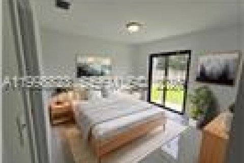 House in Homestead, Florida 3 bedrooms, 120.77 sq.m. № 2067779 - photo 8
