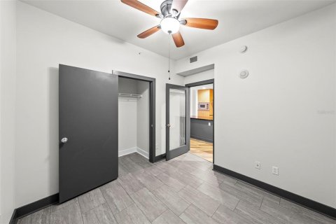 Condominio en venta en Tampa, Florida, 2 dormitorios, 97.55 m2 № 2216343 - foto 17